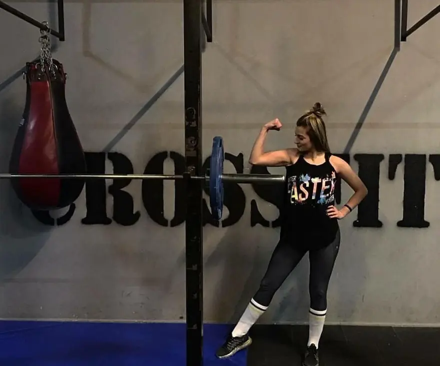 Survivor Yağmur kimdir? (Yağmur Banda) 1