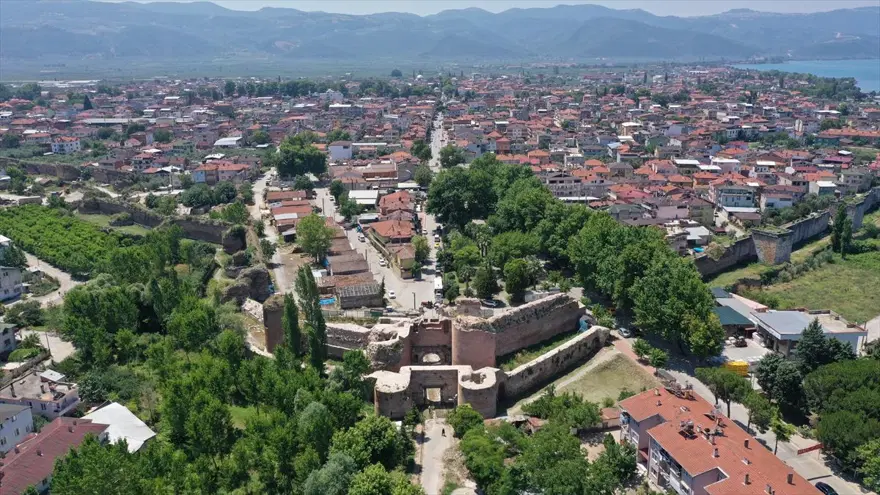 İznik'te 2 bin yıllık İstanbul Kapısı eski ihtişamına kavuşuyor 3