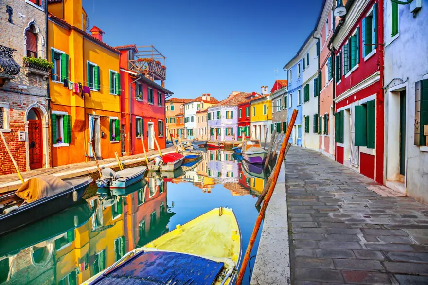 İtalya iç turizmi canlandırmak için vatandaşlarına 500 euro tatil ikramiyesi verecek 4