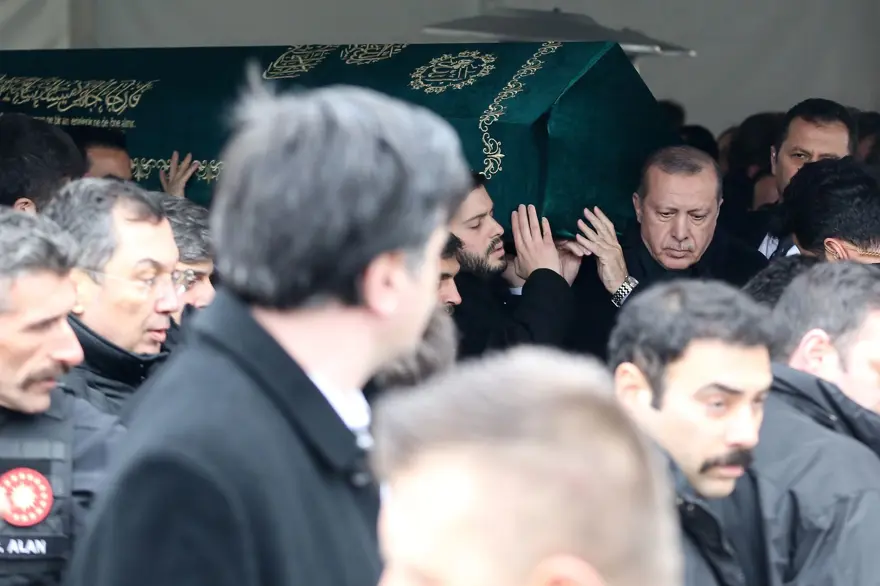 Yavuz Yılmaz son yolculuğuna uğurlandı 86 Yavuz Yılmaz son yolculuğuna uğurlandı 86