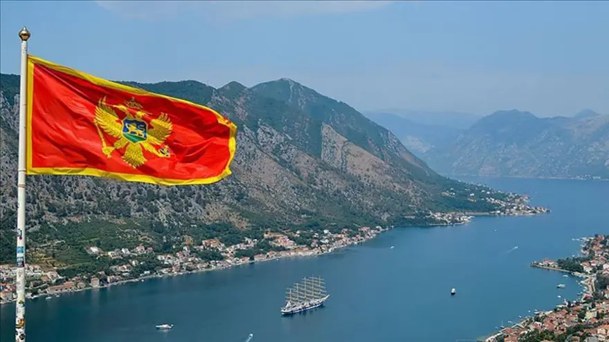 Karadağ 40