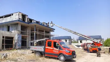 Ankara Gölbaşı'da villaların bulunduğu alanda yangın