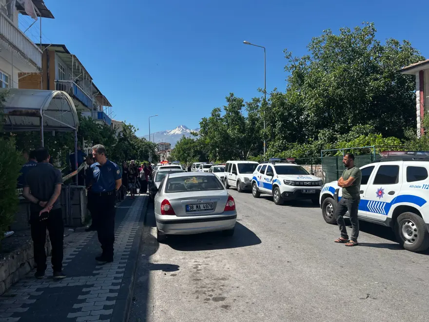 5 yaşındaki çocuk kazara vurduğu babasını öldürdü 4 5 yaşındaki çocuk kazara vurduğu babasını öldürdü 4