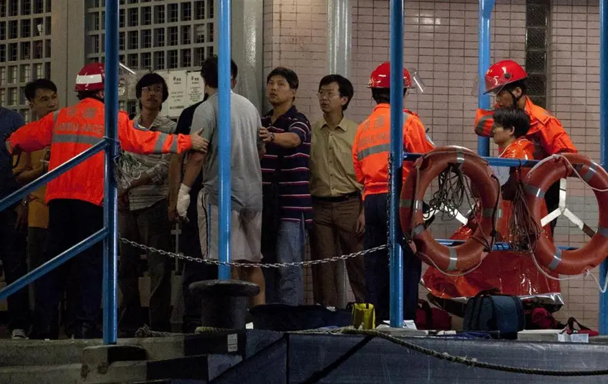 Hong Kong'da feribot kazası: 36 ölü 6