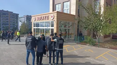 Kahramanmaraş'ta aranan 2 hükümlü yakalandı