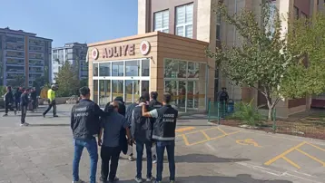 Kahramanmaraş'ta aranan 2 hükümlü yakalandı