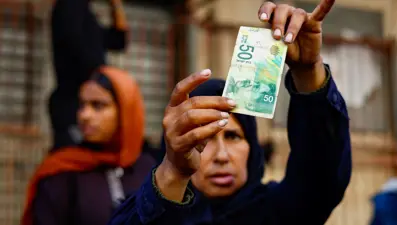 Gazze'de yeni kriz: Bankalar açıldı ama para yok