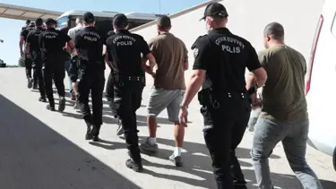 Antalya'da çeşitli suçlardan aranan 186 kişi yakalandı