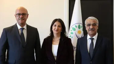 DEM İmralı heyeti Öcalan ile görüştü 