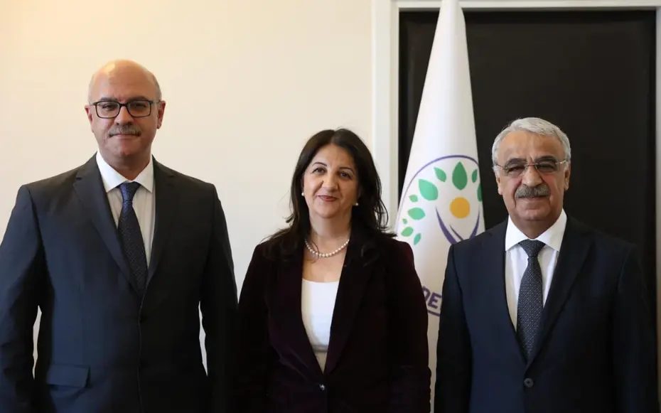 DEM İmralı heyeti Öcalan ile görüştü 