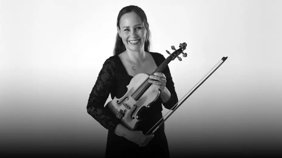 İzmir Devlet Senfoni Orkestrası sanatçısı Deniz Özasker'den acı haber