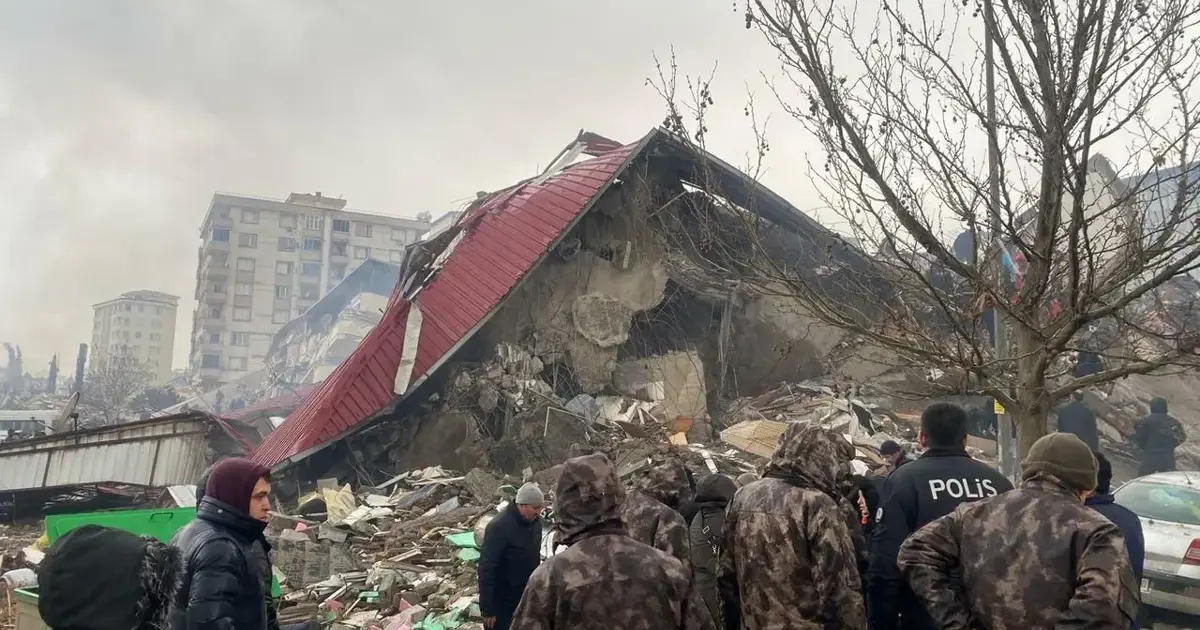 77 kişiye mezar olan Hünkar Apartmanı'nın müteahhidi hakkında karar