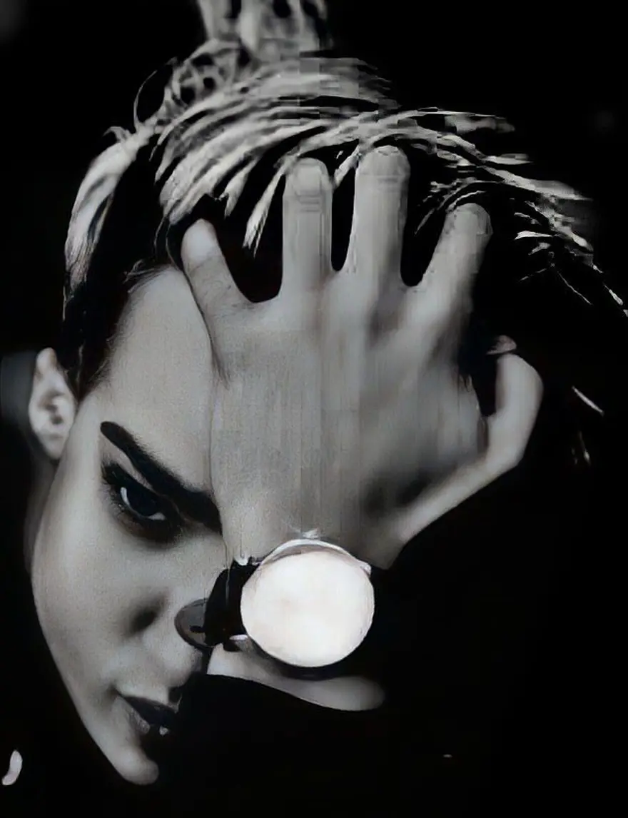 Genç oyuncu BTS grubunun K-pop yıldızına benzemeye çalışırken hayatını kaybetti 3