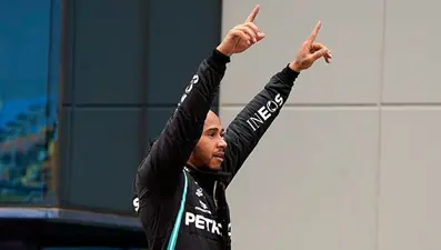 Hamilton'dan 100'üncü galibiyet
