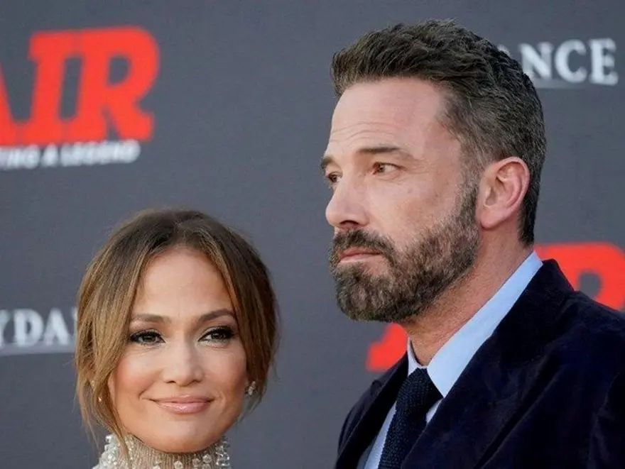 Jennifer Lopez tatilde, Ben Affleck ise eşyalarını toplama derdinde Jennifer Lopez tatilde, Ben Affleck ise eşyalarını toplama derdinde