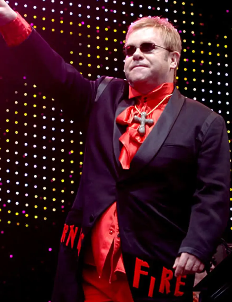 5- Elton John 4
