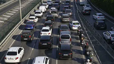 İstanbul trafiğinde son durum: Trafik adım adım ilerliyor