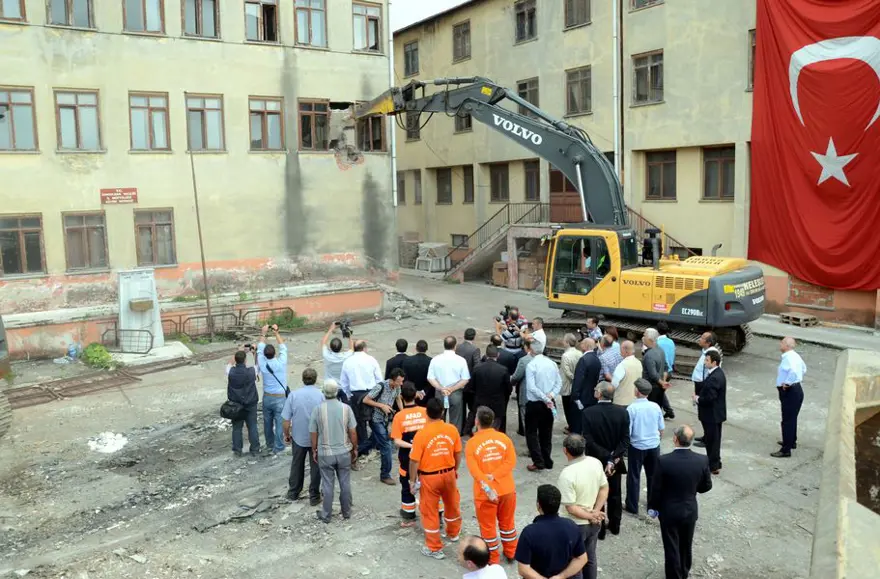 Kentsel dönüşüm başladı 26