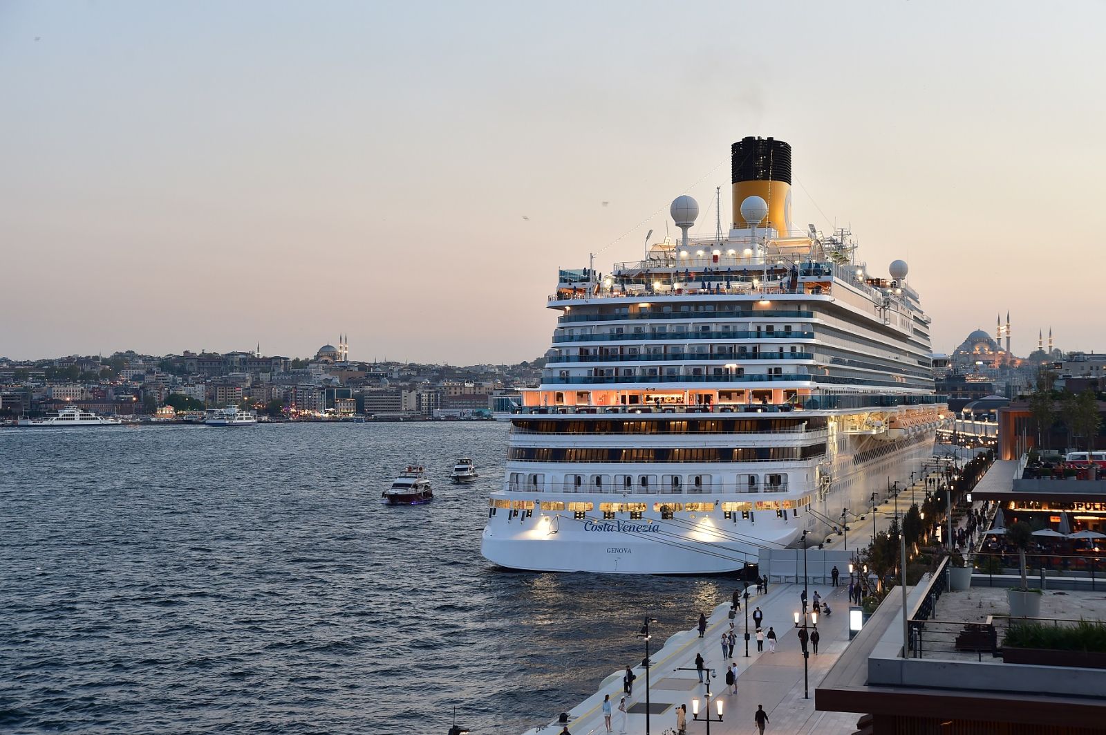 Galataport İstanbul'a turist akını