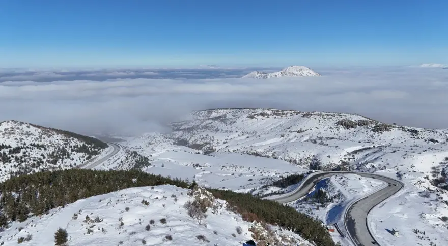 Kayseri’de sis etkisi: Erciyes’te kartpostallık manzara 4