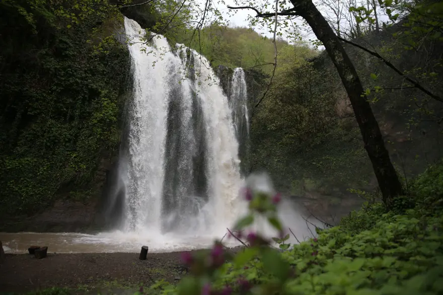 Karadeniz'de gizli cennet: Karların erimesiyle canlandı 