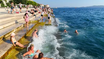 Hırvatistan'da aşırı sıcaklar nedeniyle "kırmızı alarm" verildi