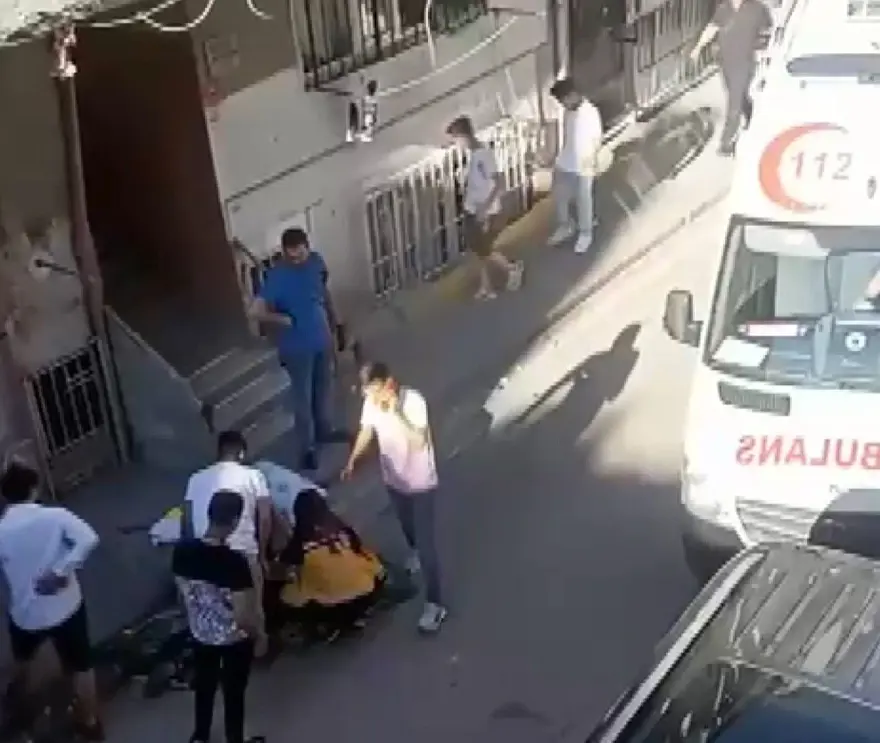 TikTok’ta başlayan kavga sokağa taştı (Kuzenini bıçaklayıpkayıplara karıştı) 1