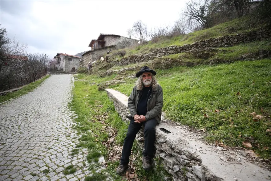 İhracatçılığı bırakıp turistlere gönüllü rehber oldu 1