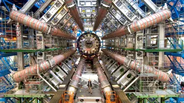 CERN deneyleri 'Higgs Bozonu'na ışık tuttu