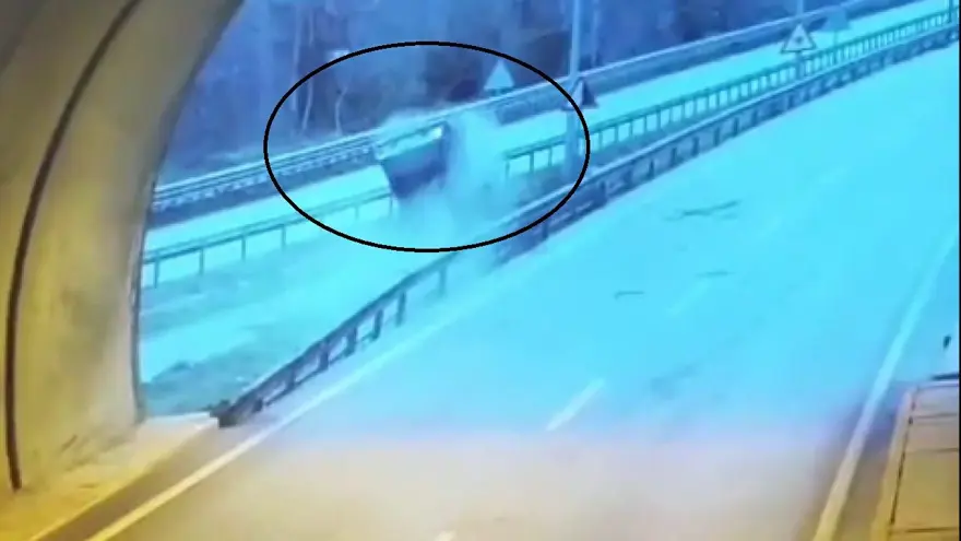 Tünel çıkışında feci kaza: 1 yaralı 2