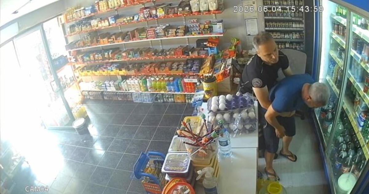 Nefes borusuna şeker kaçan bakkalı, polis kurtardı