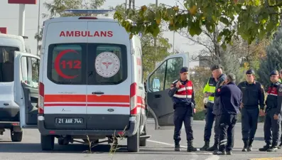 Diyarbakır'da iki aile arasında kavga: 3 yaralı
