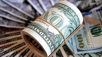 Küresel piyasalarda düşen dolar Türkiye'de rekor kırdı
