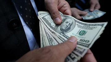 Dolar yükselişini sürdürüyor