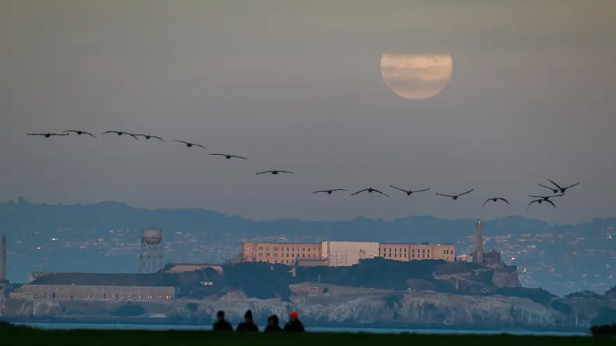 Dünyanın dört bir yanından Süper Dolunay manzaraları