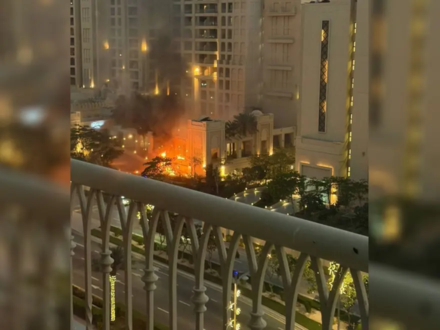 İran füzesi Dubai'deki lüks oteli vurdu. Ünlü isimler mahsur kaldı, turistlerden ironik yorumlar... 