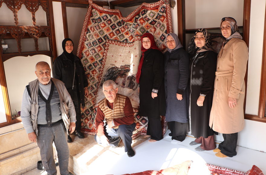 "ÇİNGENE KIZI" YORGANLARDA 1