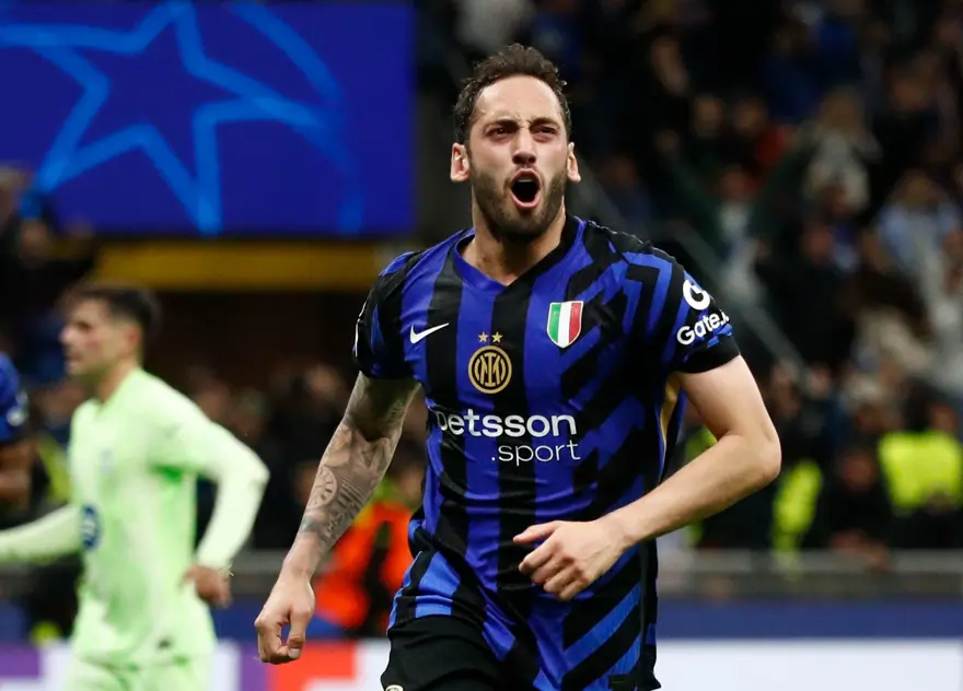 Şampiyonlar Ligi'nde destansı gece: Hakan Çalhanoğlu parladı, Inter - Barcelona maçı yıllarca konuşulacak bir sona sahne oldu 6