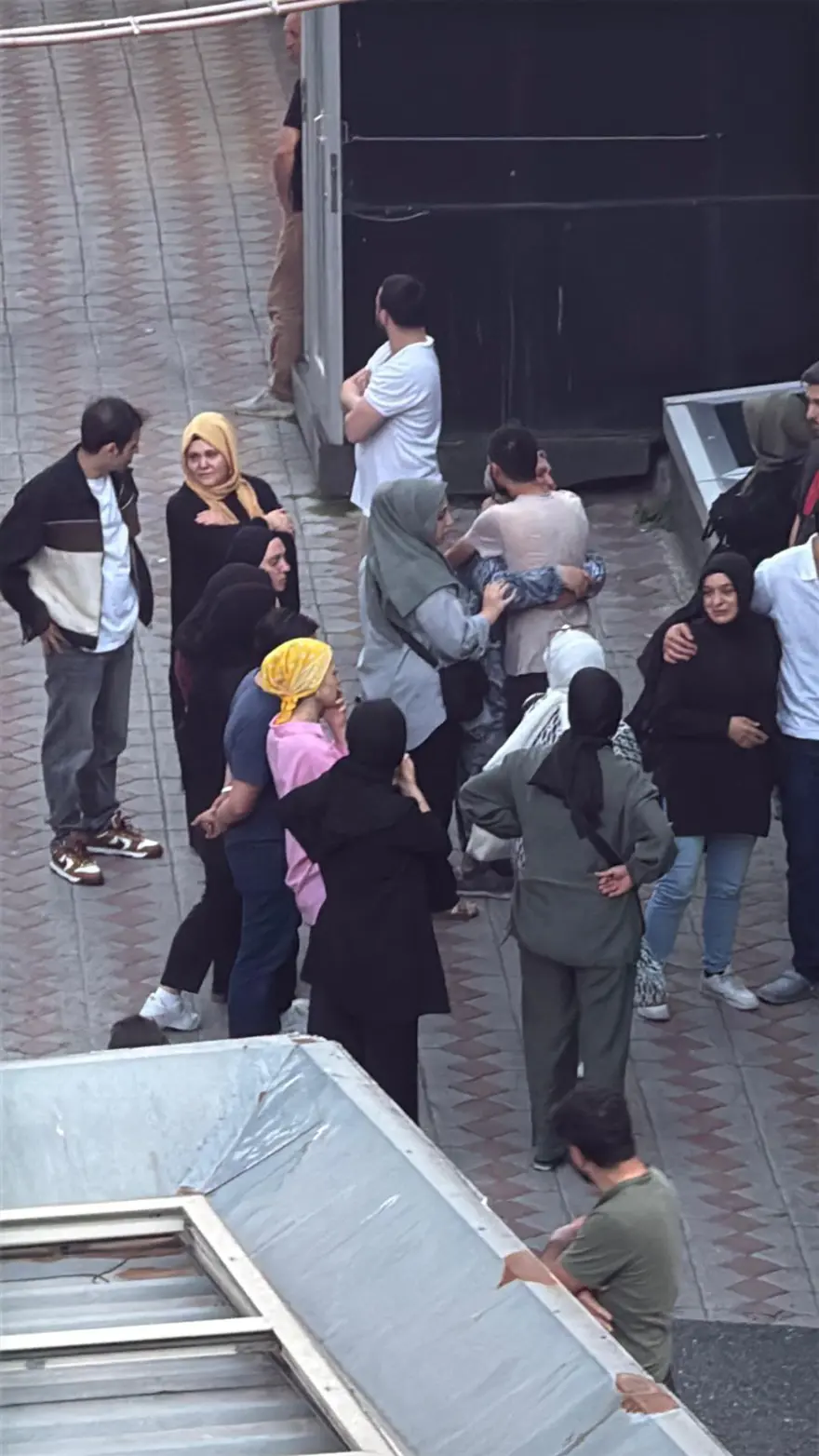 İstanbul'da 3 aylık bebeğin şüpheli ölümü: Soruşturma başlatıldı 5 İstanbul'da 3 aylık bebeğin şüpheli ölümü: Soruşturma başlatıldı 5