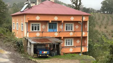 Tartıştığı eşini bardakla öldürdü: Üzerindeki kan lekeleri cinayeti ortaya çıkardı