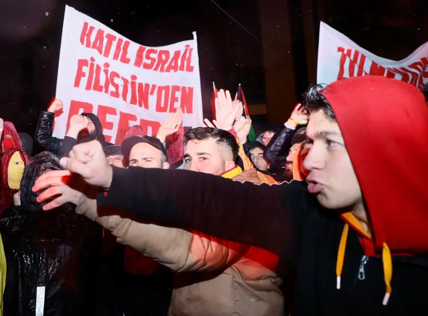 Taraftar gruplarından İsrail'e "Filistin" tepkisi 4