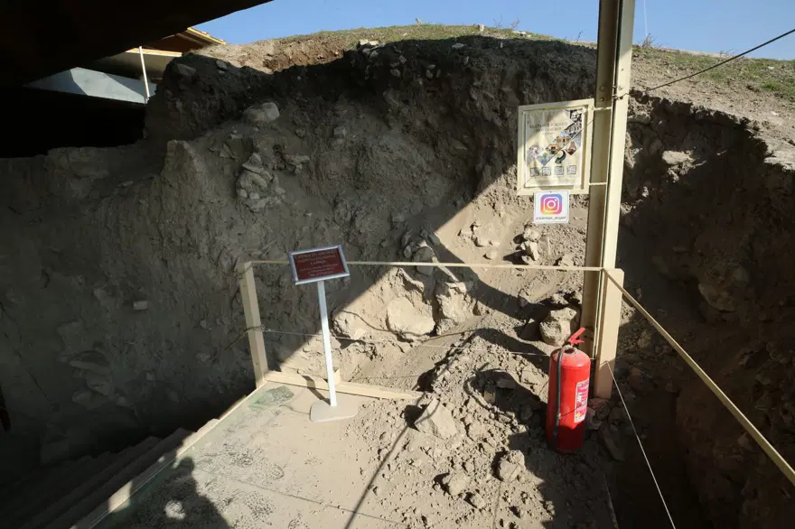 Arslantepe Höyüğü depremde kısmen hasar gördü 5 Arslantepe Höyüğü depremde kısmen hasar gördü 5