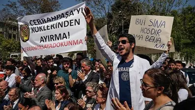 Cerrahpaşa’da eylem devam ediyor, “Cerrahpaşa sesleniyor!”