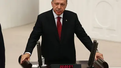 Cumhurbaşkanı Erdoğan yemin etti (Yeni sistem resmen başladı)
