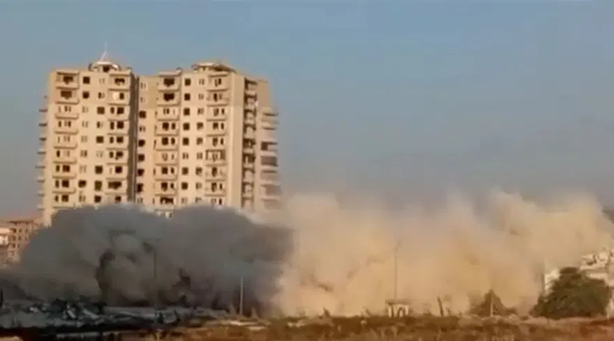 Hatay’da 16 katlı rezidans dinamitle yıkıldı 5 Hatay’da 16 katlı rezidans dinamitle yıkıldı 5