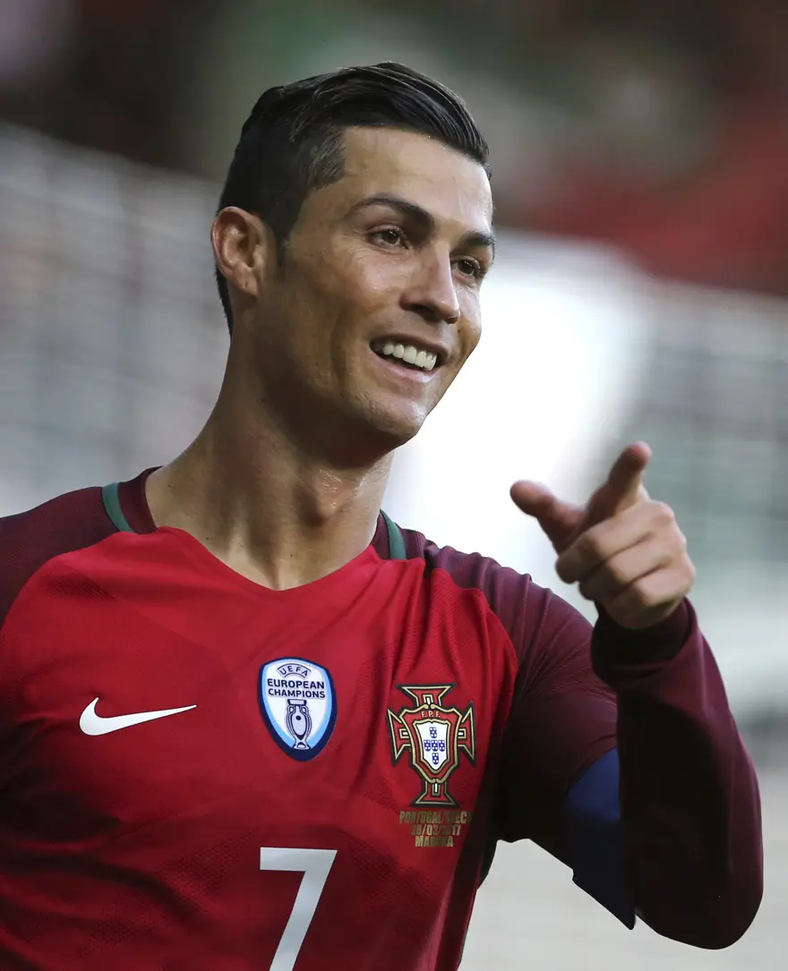 Ronaldo'nun zirveye tırmanışı devam ediyor 4