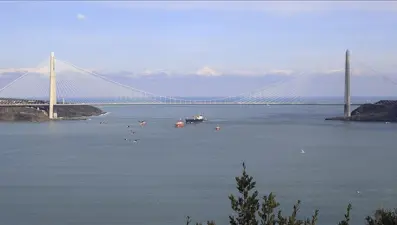 İstanbul Boğazı yeniden gemi trafiğine açıldı