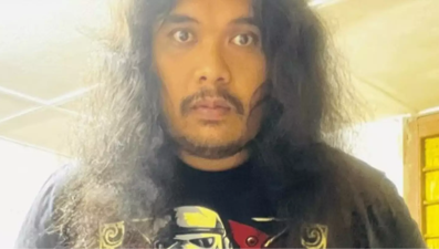 Japonya'da çukura düşen sürücüyü kurtarma çalışmaları devam ediyor