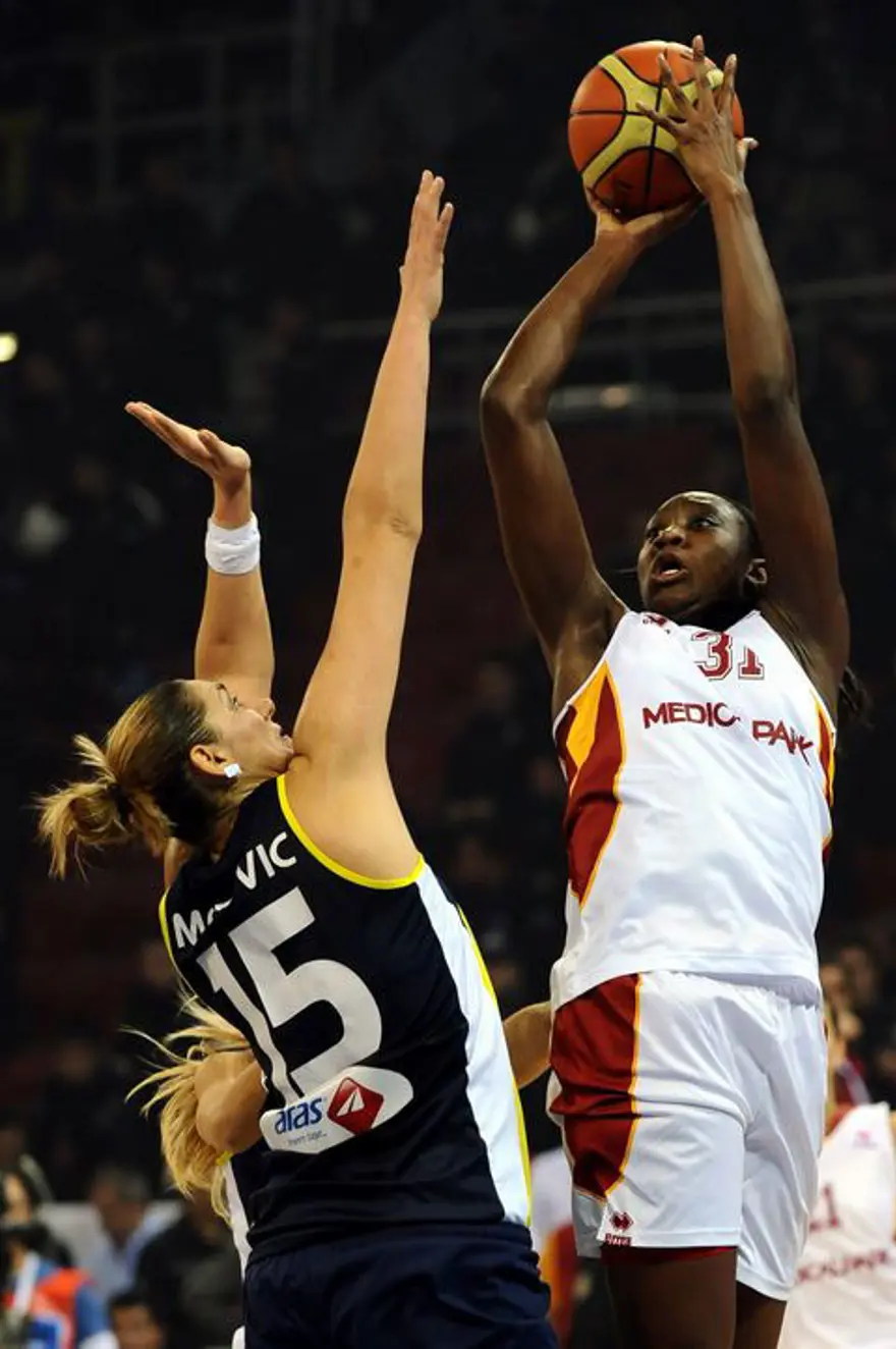 Fenerbahçe devam, Galatasaray MP tamam 8