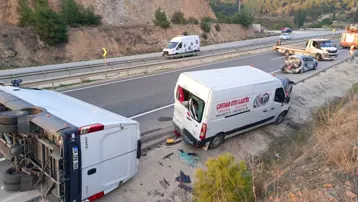 Bilecik'te zincirleme trafik kazası: 3 kişi yaralandı